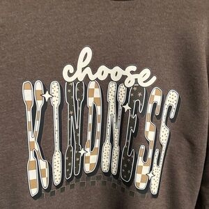 Brown 'Choose Kindness' Graphic crewneck